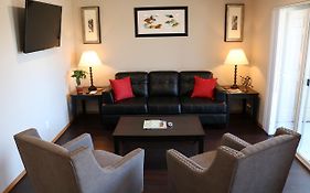 Autumn Leaf Furnished Apartments